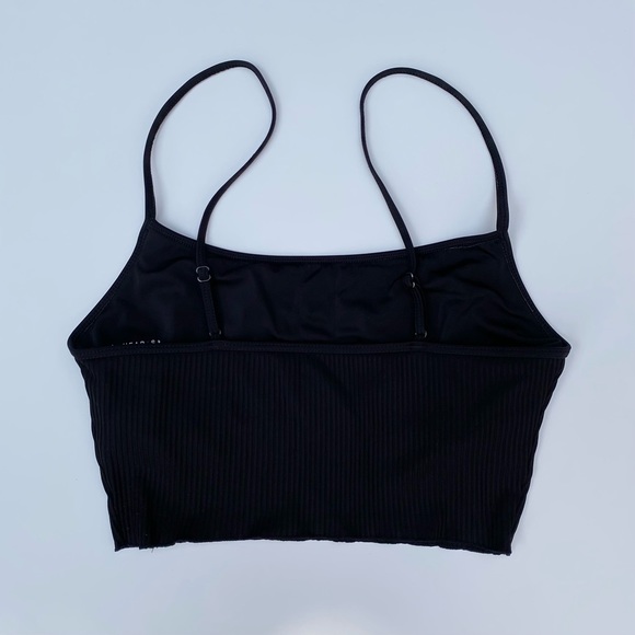 Black Ribbed Camisole Crop Top - Picture 3 of 3